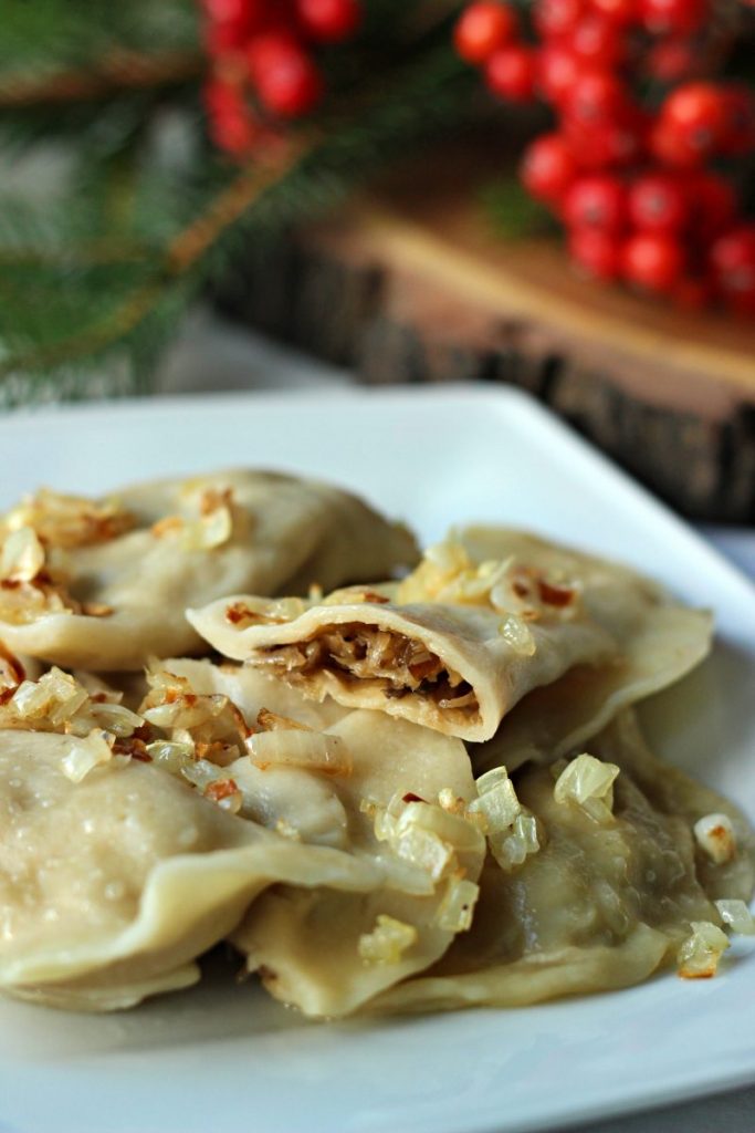 Pierogi z kapustą i grzybami