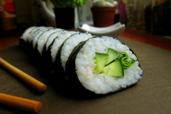 Sushi z ogórkiem, wegańskie