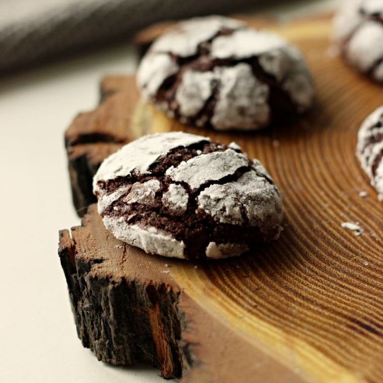 Chocolate Crinkle Cookies