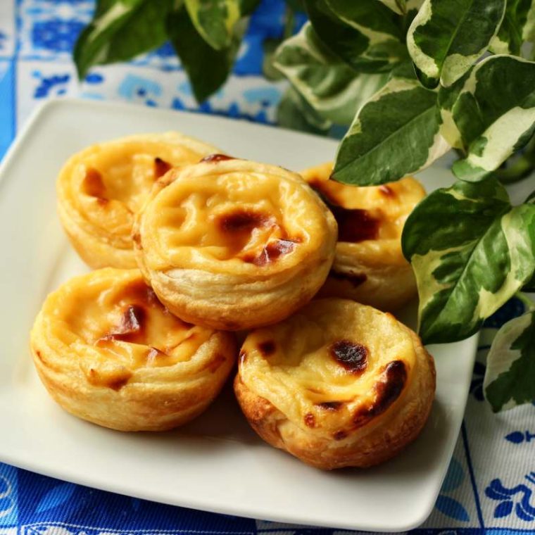 Pastéis de nata – portugalskie tarty z masą budyniową